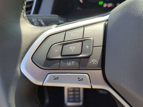 New 2026 Volkswagen Atlas Cross Sport SEL Premium R-Line AWD/4WD image 30