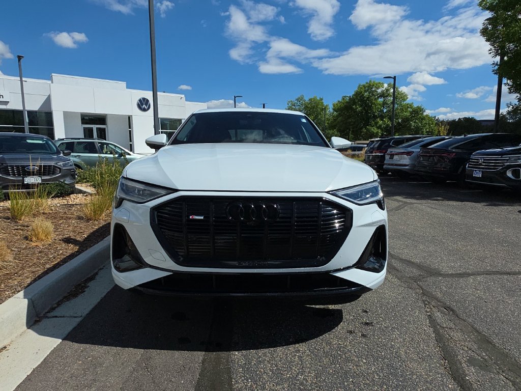 Used 2023 Audi e-tron Prestige w/ Prestige Package AWD/4WD image 9