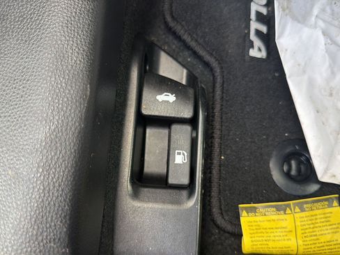 Certified 2026 Toyota Corolla SE image 17