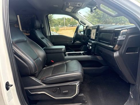 Used 2023 Ford F350 Lariat w/ Lariat Ultimate Package AWD/4WD image 12