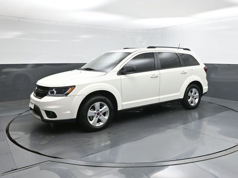 Used 2012 Dodge Journey SXT w/ Flexible Seating Group FWD image 34