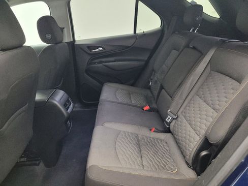 Used 2020 Chevrolet Equinox LT image 18