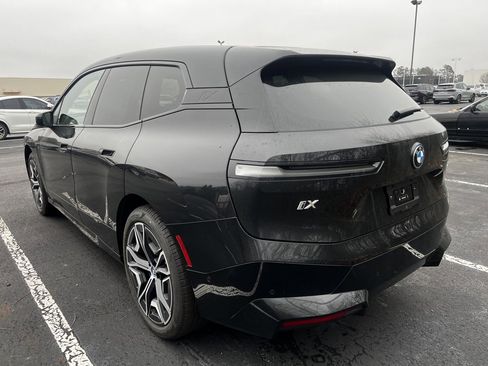 Used 2025 BMW iX xDrive50 image 9