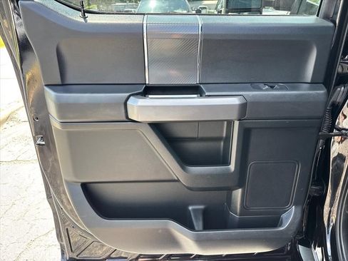 Used 2019 Ford F150 XLT w/ Equipment Group 302A Luxury AWD/4WD image 18