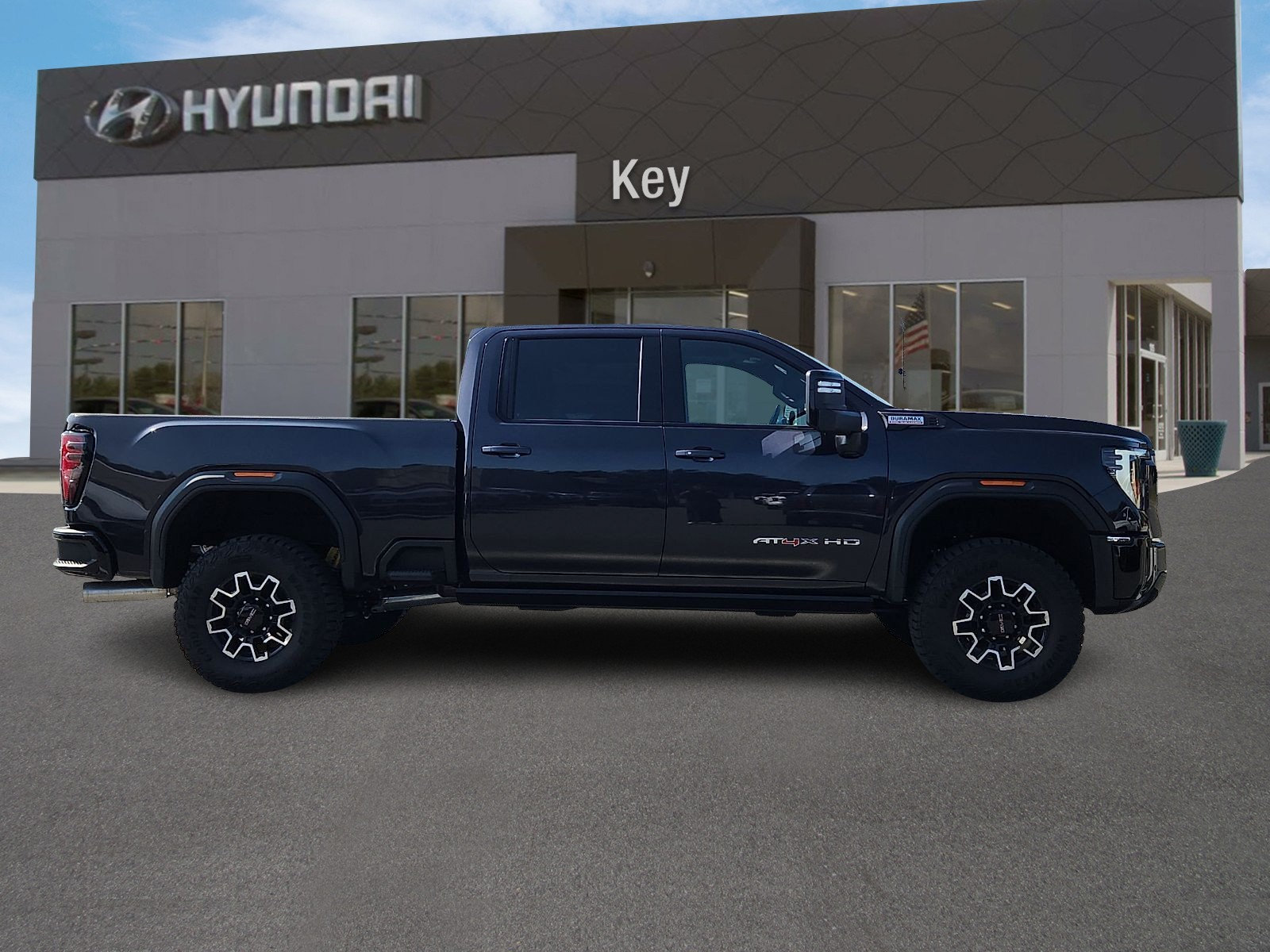 Used 2026 GMC Sierra 2500 AT4X AWD/4WD image 2