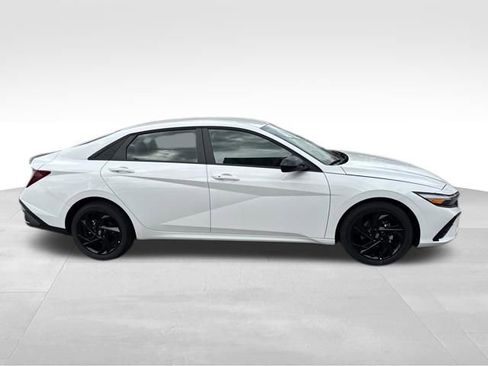 New 2026 Hyundai Elantra Sport FWD image 6