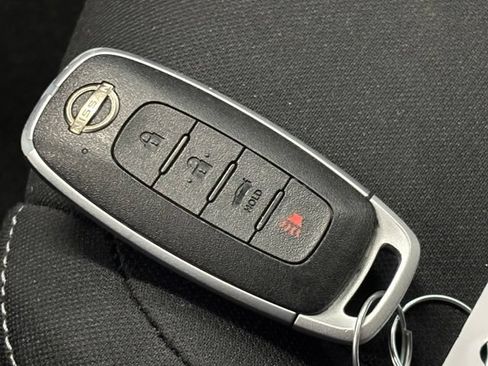 Used 2024 Nissan Sentra SV FWD image 29