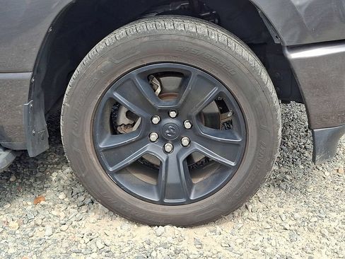 Used 2021 RAM 1500 Big Horn AWD/4WD image 33