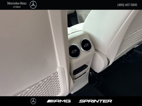 Certified 2025 Mercedes-Benz GLB 250 image 21