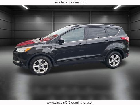 Used 2015 Ford Escape SE w/ Equipment Group 201A image 6