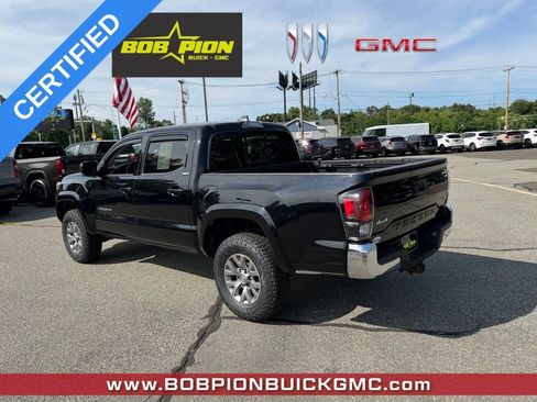 Used 2018 Toyota Tacoma SR5 AWD/4WD image 4