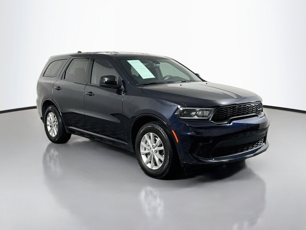 Used 2025 Dodge Durango GT w/ Trailer Tow Group IV RWD image 7