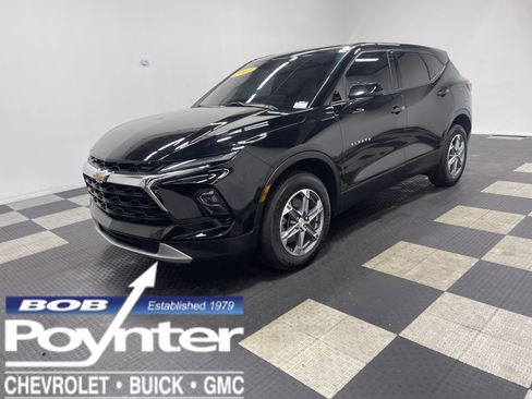 Used 2023 Chevrolet Blazer LT w/ LPO, Floor Liner Package image 1
