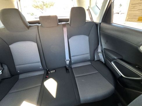 Used 2025 Kia Soul LX w/ LX Technology Package FWD image 35