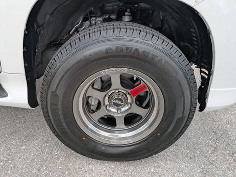 Used 2021 Lexus GX 460 Premium image 11