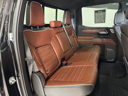 Used 2025 GMC Sierra 1500 Denali Ultimate image 13