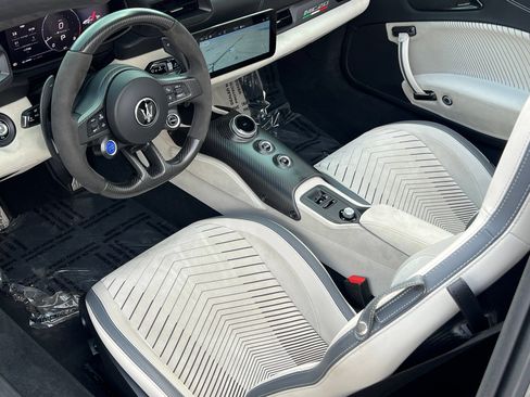 Used 2023 Maserati MC20 Spyder RWD image 41