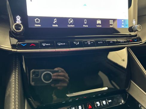 New 2026 Jeep Grand Wagoneer 4WD image 28