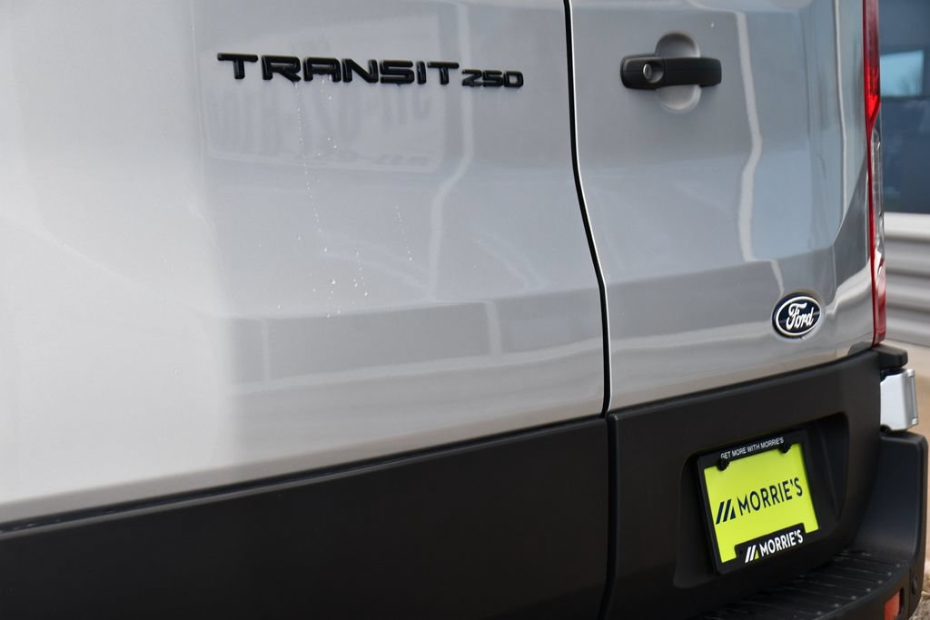 New 2026 Ford Transit 250 148 Medium Roof RWD image 44