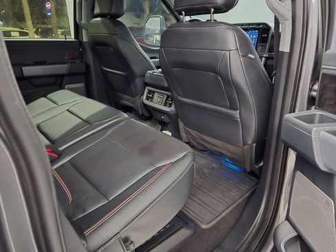 Used 2024 Ford F250 Lariat w/ Black Appearance Package AWD/4WD image 39