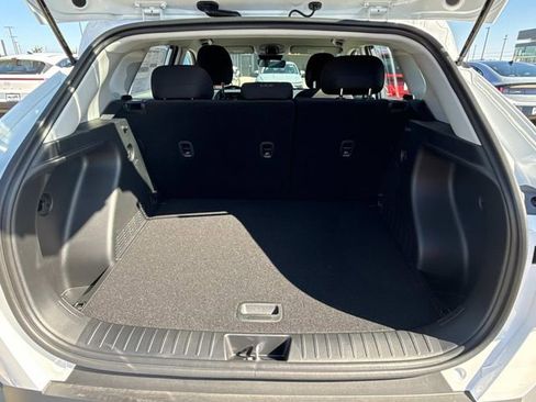 New 2026 Hyundai Kona SE FWD image 12
