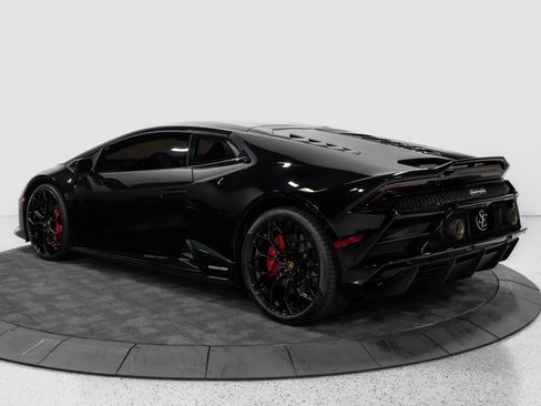 Used 2020 Lamborghini Huracan EVO AWD/4WD image 5