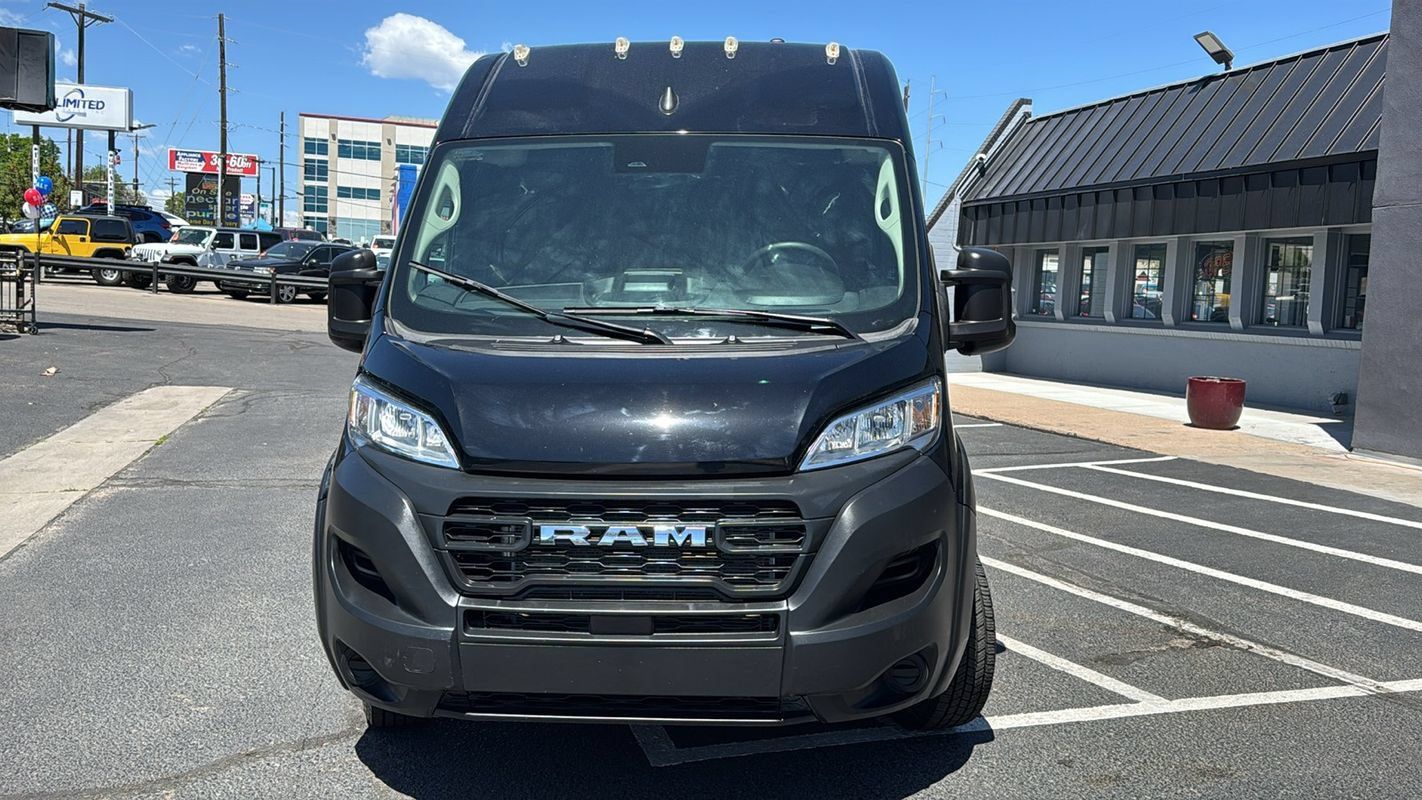 Used 2025 RAM ProMaster 2500 FWD image 9