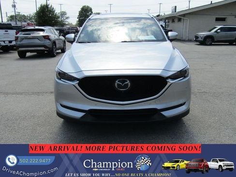 Used 2019 MAZDA CX-5 Signature AWD/4WD image 2