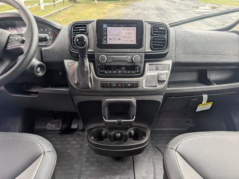 Used 2026 RAM ProMaster 2500 w/ Convenience Group FWD image 20