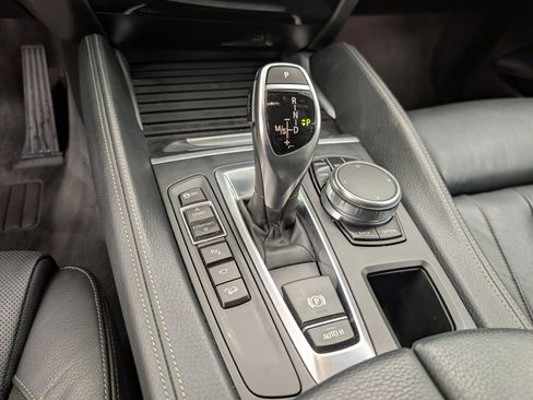 Used 2019 BMW X6 xDrive35i w/ Premium Package image 18