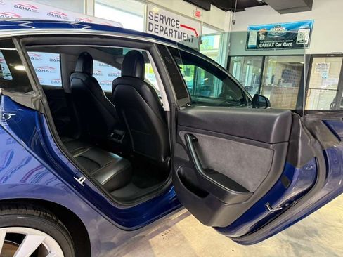 Used 2019 Tesla Model 3 Long Range AWD/4WD image 40