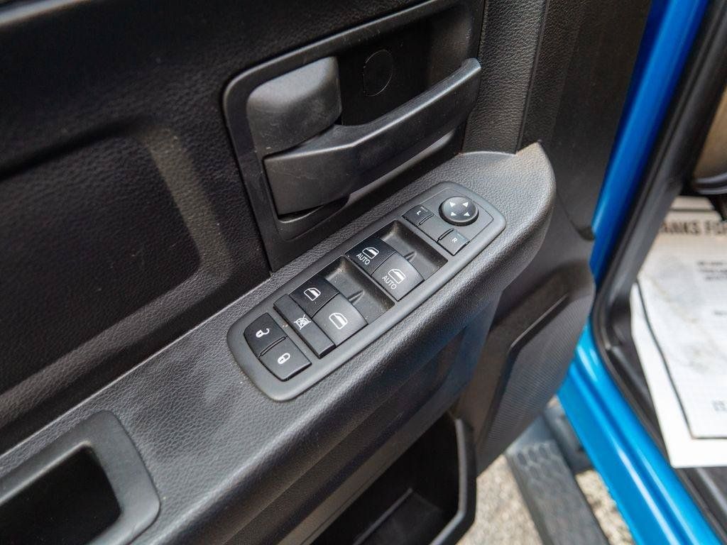 Used 2019 RAM 1500 Express w/ Hydro Blue Sport Package AWD/4WD image 16