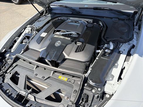 Used 2022 Mercedes-Benz SL 63 AMG 4MATIC image 28