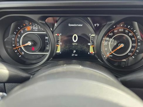 Used 2025 Jeep Wrangler Unlimited Sport AWD/4WD image 7