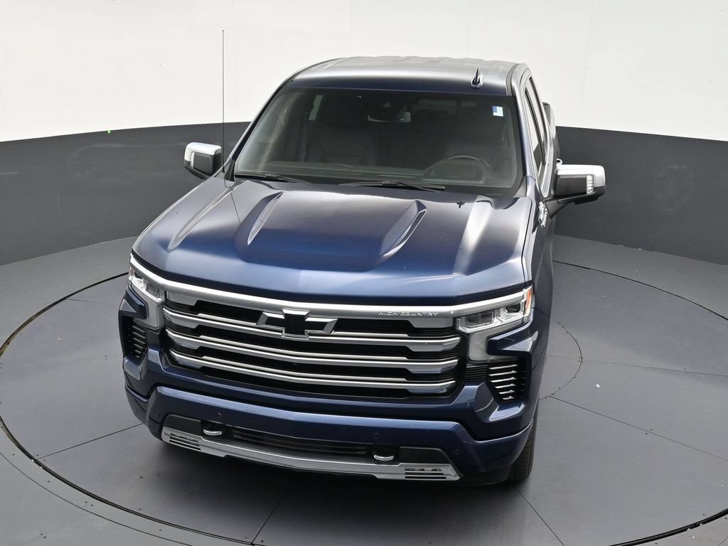 Used 2023 Chevrolet Silverado 1500 High Country w/ High Country Premium Package AWD/4WD image 16