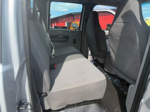 Used 2005 Ford F450 4x4 Crew Cab Super Duty image 17