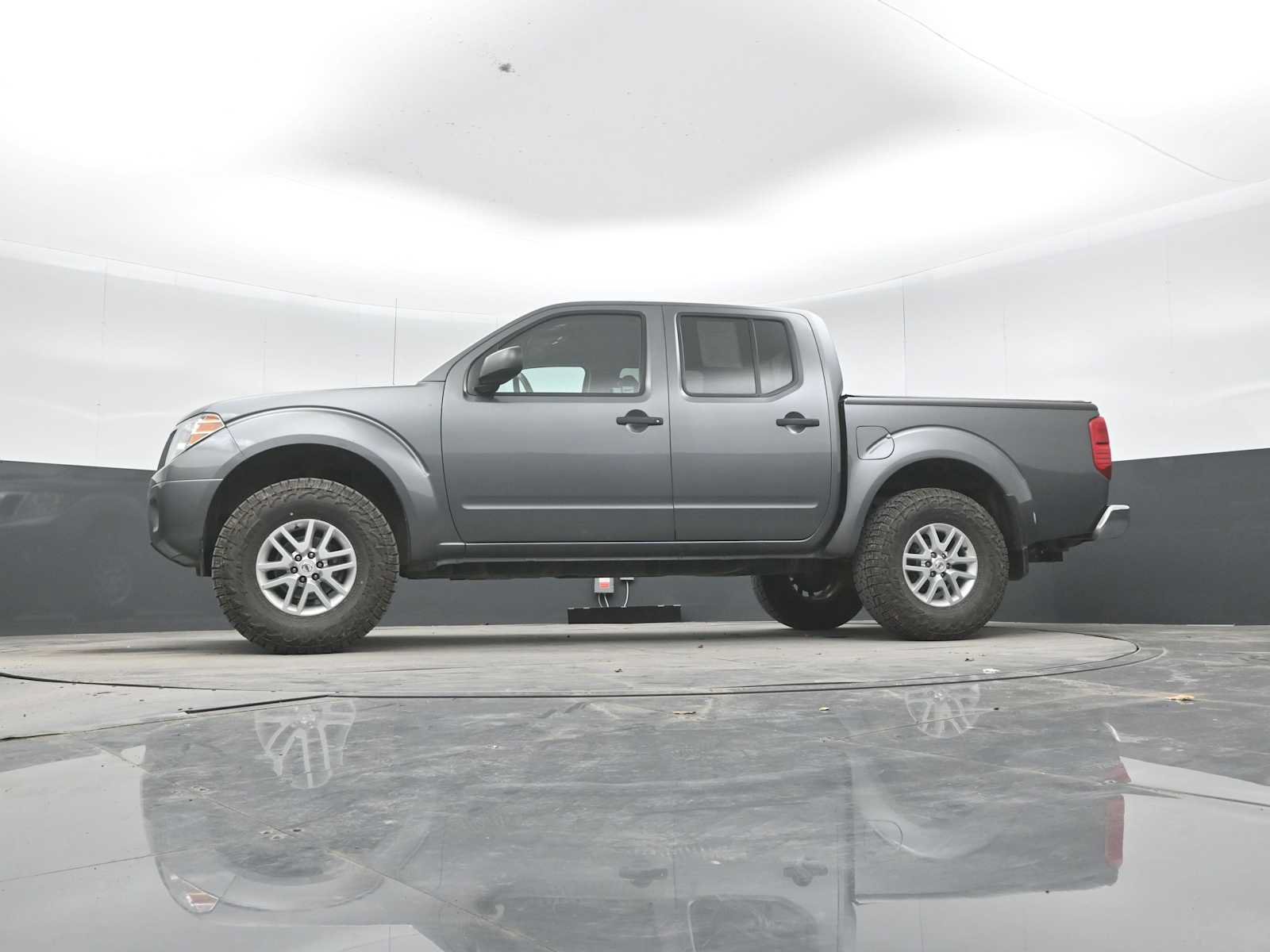 Used 2021 Nissan Frontier SV AWD/4WD image 24