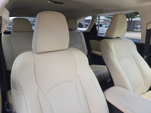 Used 2022 Lexus RX 350L FWD w/ Premium Package image 31