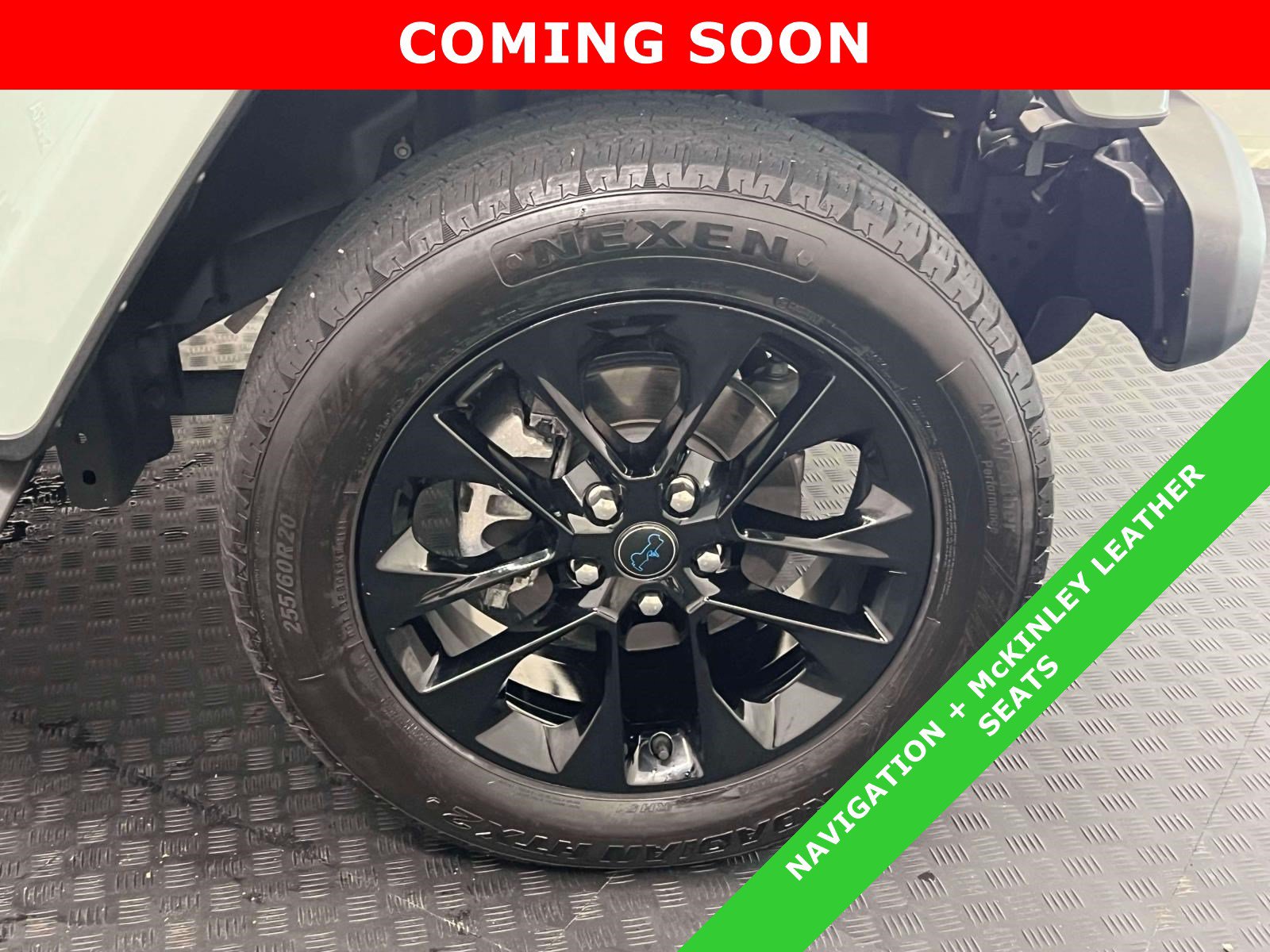 Used 2024 Jeep Wrangler Unlimited Sahara w/ Technology Group AWD/4WD image 11