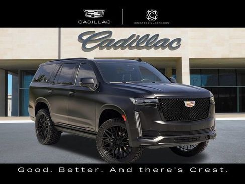 Certified 2022 Cadillac Escalade Sport Platinum AWD/4WD image 1