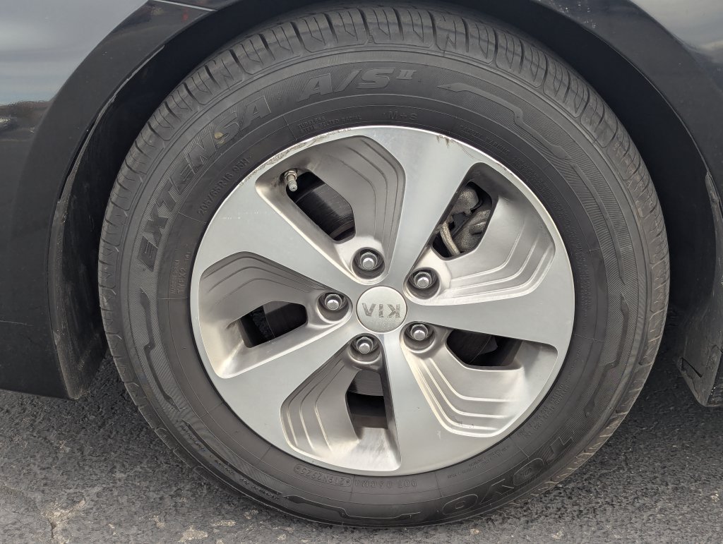 Used 2015 Kia Optima LX FWD image 13