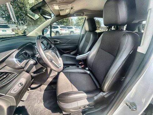 Used 2018 Buick Encore Preferred FWD image 18