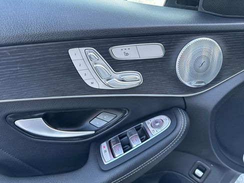 Used 2021 Mercedes-Benz C 300 4MATIC Sedan image 22