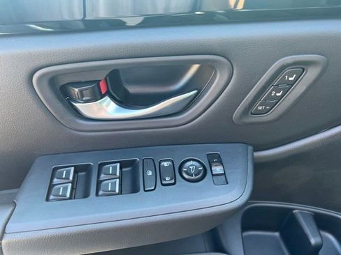 New 2025 Honda Pilot EX-L image 19