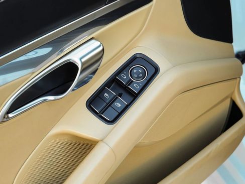 Used 2014 Porsche Cayman S image 38