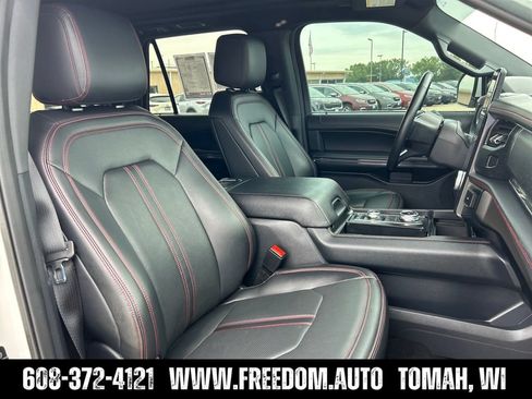 Used 2024 Ford Expedition Max Limited AWD/4WD image 28