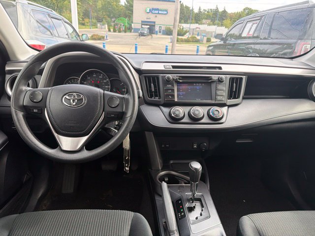 Used 2016 Toyota RAV4 LE AWD/4WD image 21