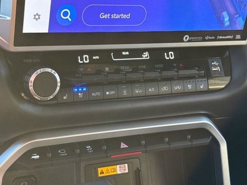 Used 2024 Toyota Sequoia Platinum image 20