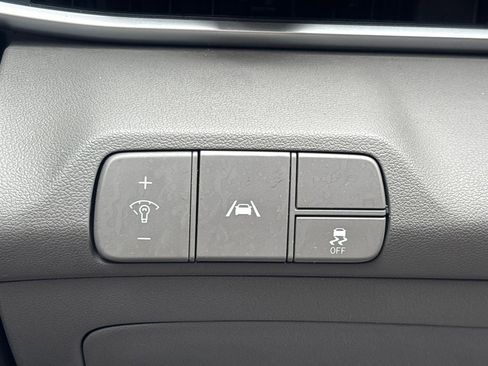 Used 2021 Hyundai Elantra SEL image 23