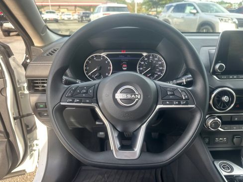 New 2025 Nissan Sentra SV image 23